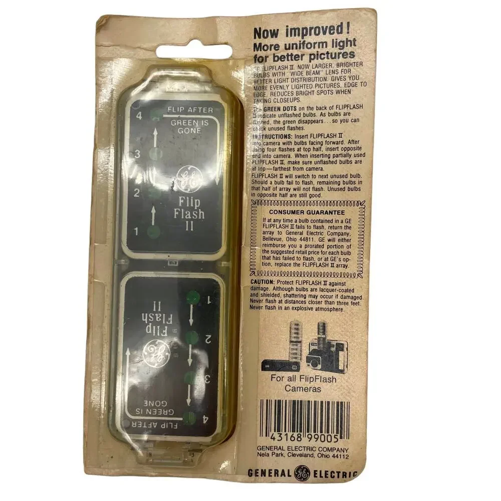 Vintage GE Flip Flash 10 Flashes for FlipFlash Cameras NOS Sealed Distressed Pkg